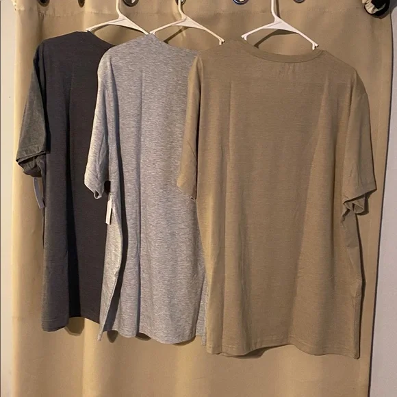 T-shirts - Picture 4 of 6